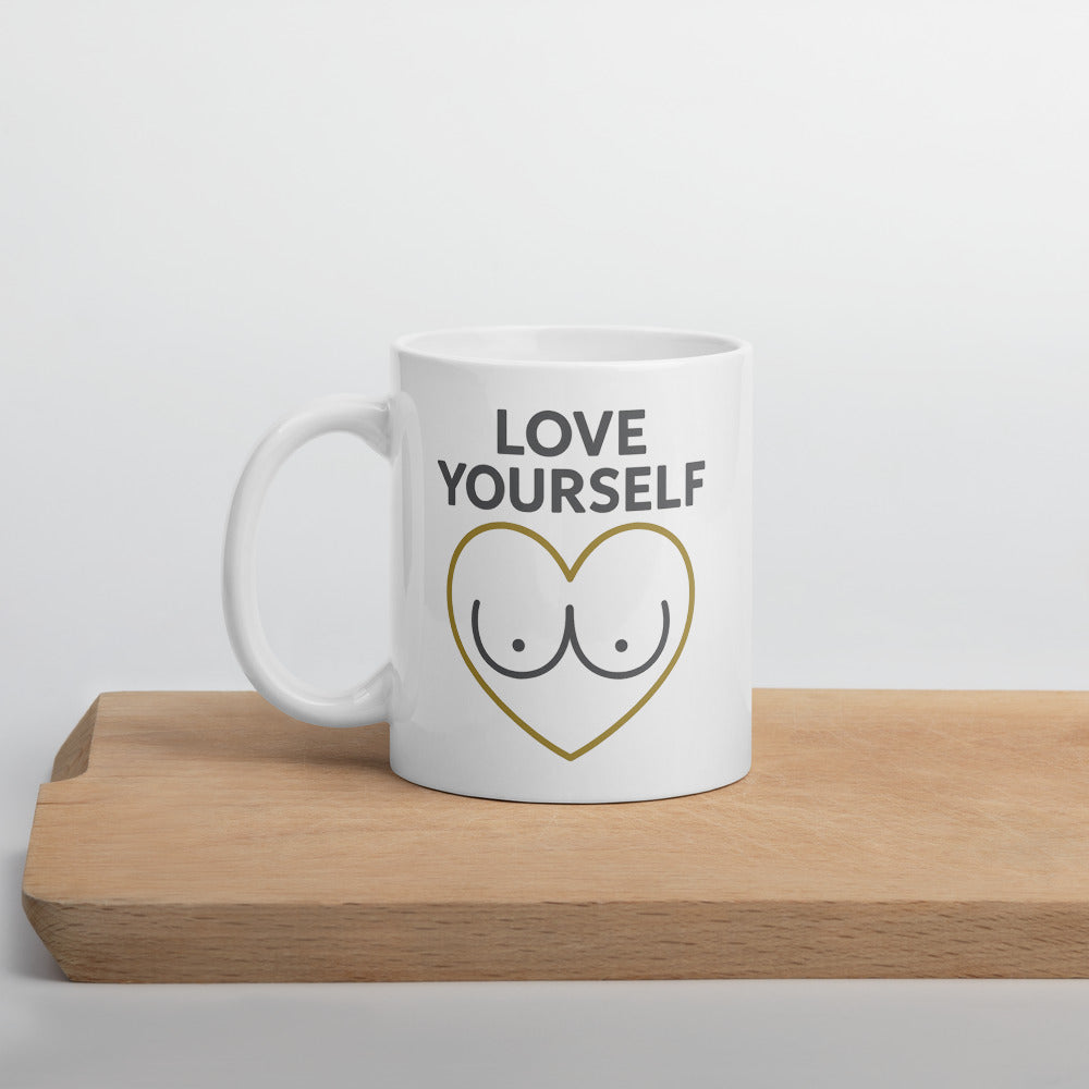 11oz mug, cutting board view
