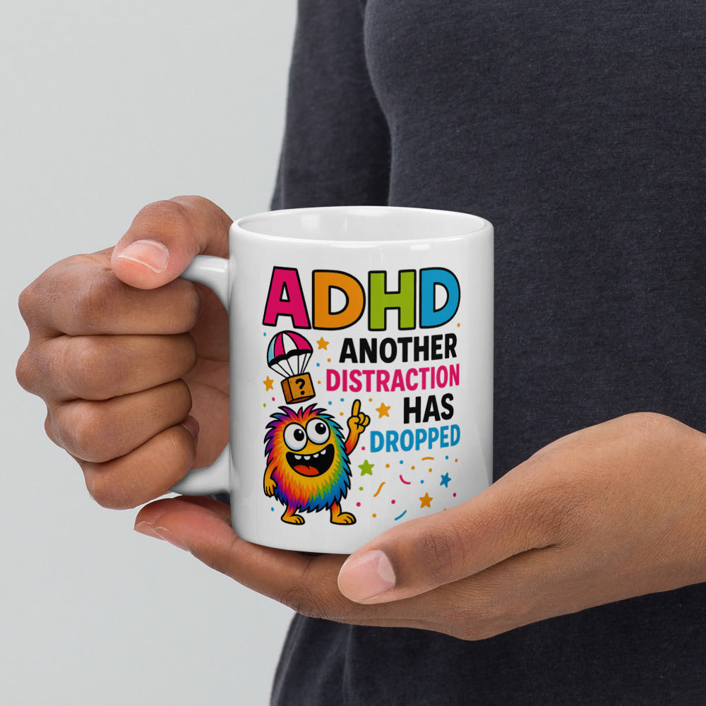 11oz mug, handle on left view