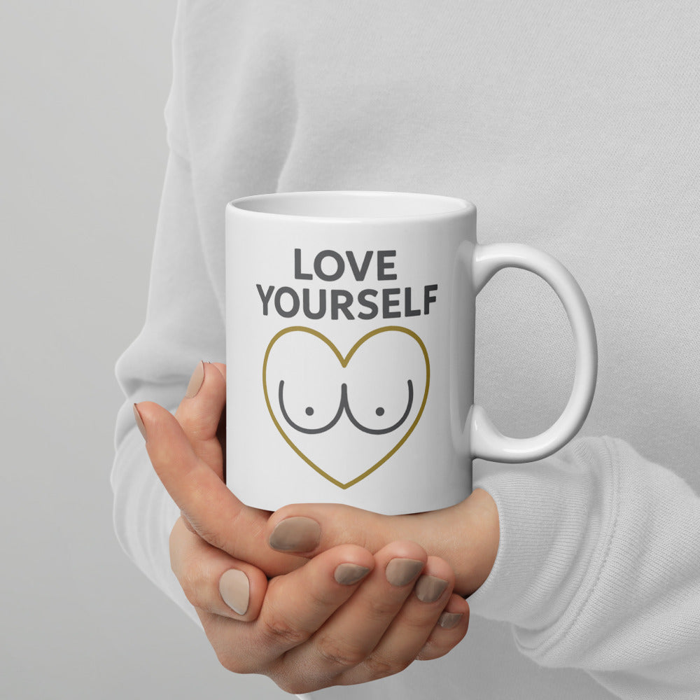 11oz mug, handle on right view