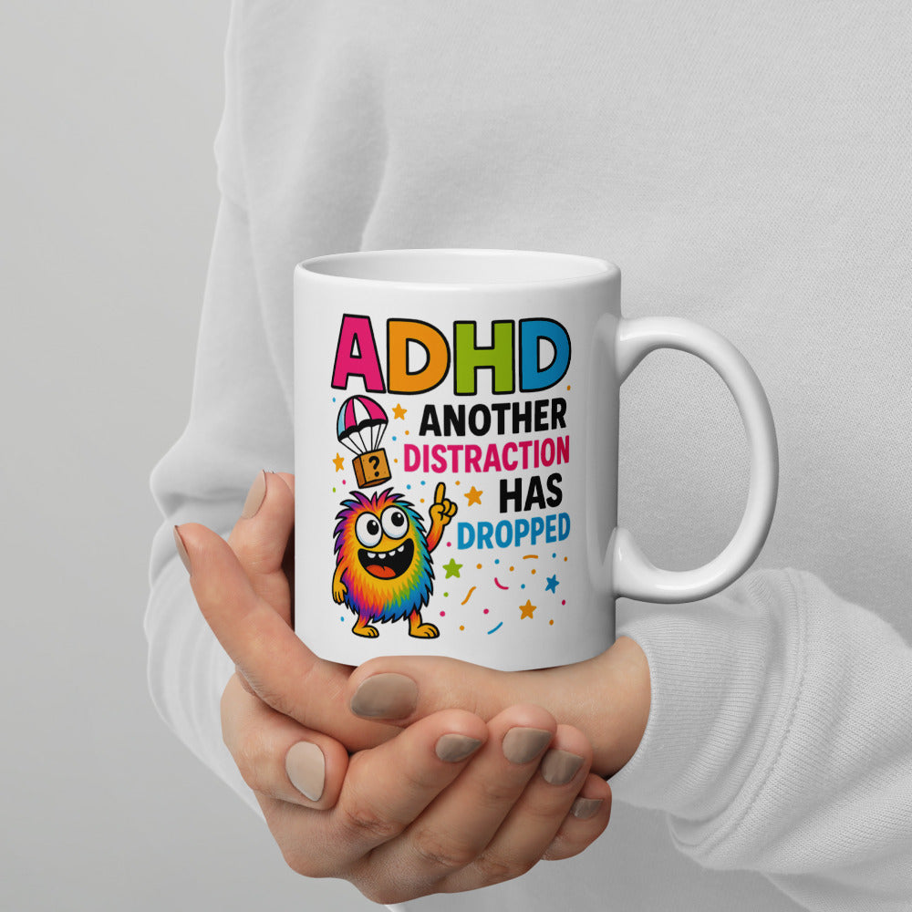 11oz mug, handle on right view